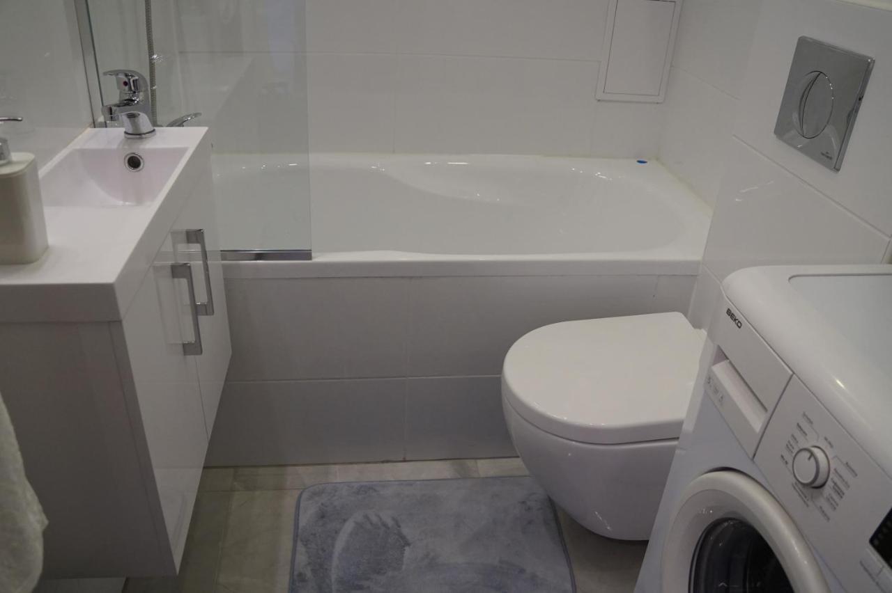 Apartament Gliwice Centrum Dunikowskiego Z Garazem المظهر الخارجي الصورة